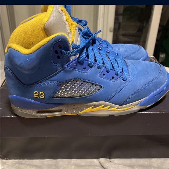2019 Air Jordan 5 Retro 'Laney' Size 6.5Y - Picture 5 of 6